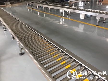 不銹鋼滾筒輸送機(jī) 不銹鋼滾筒輸送機(jī)