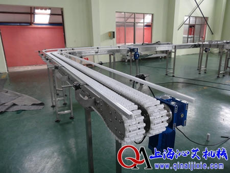 鋁型材滾珠鏈板輸送機(jī) 鋁型材滾珠鏈板輸送機(jī)