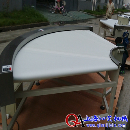 90度皮帶轉(zhuǎn)彎機 90度皮帶轉(zhuǎn)彎機