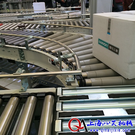 轉(zhuǎn)彎式滾筒輸送線 轉(zhuǎn)彎式滾筒輸送線