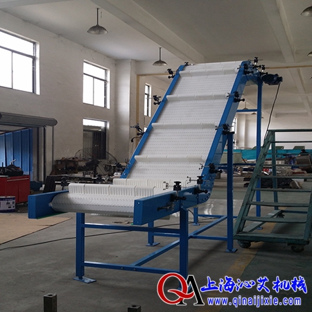 Z字型網(wǎng)帶爬坡輸送機(jī) Z字型網(wǎng)帶爬坡輸送機(jī)