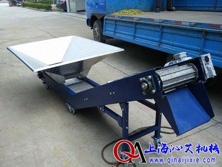 金屬鏈板爬坡機(jī) 金屬鏈板爬坡機(jī)