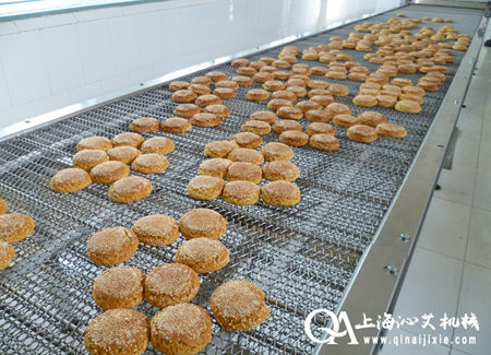 金屬網(wǎng)帶輸送機(jī) 金屬網(wǎng)帶輸送機(jī)